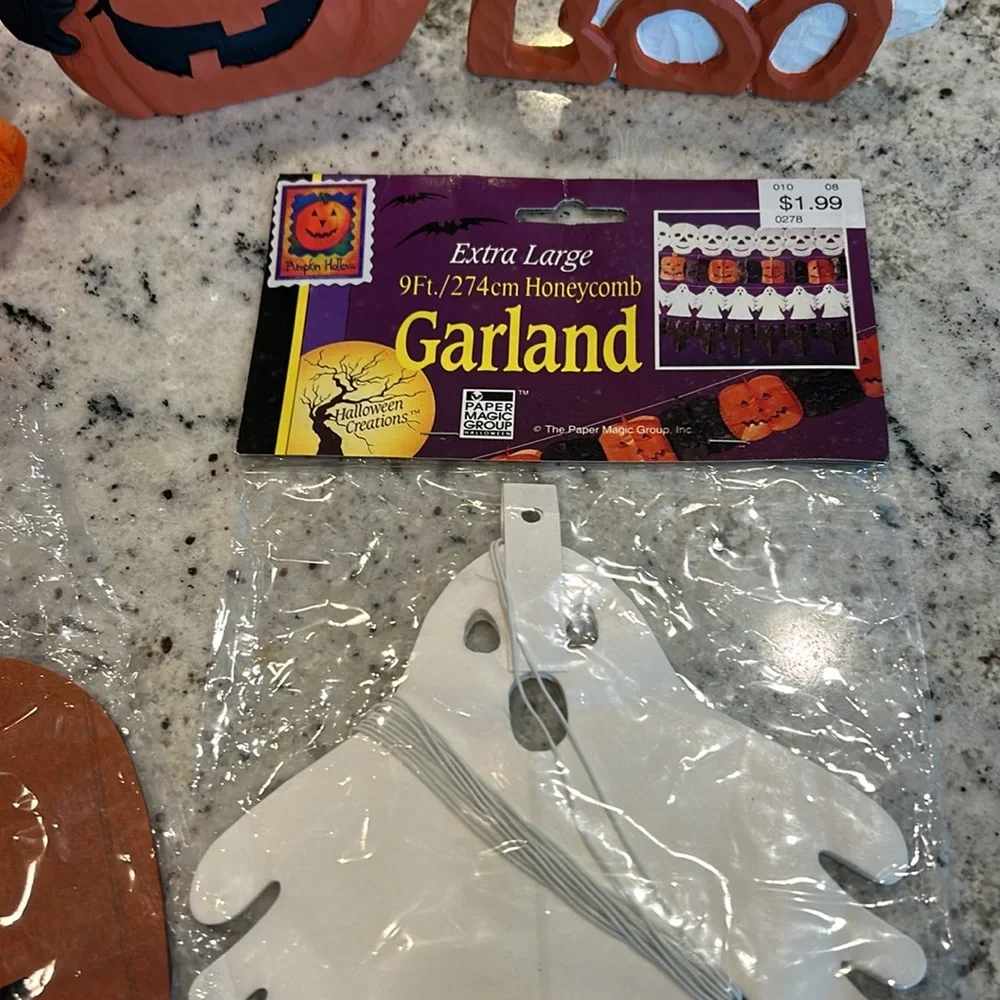 Halloween Decor bundle - garland, gift bags,stuffed pumpkin & small figu…
